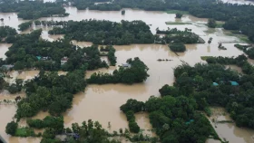 বন্যায় বিপর্যস্ত দেশের ১০ জেলা