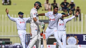 টেস্ট ক্রিকেট বাঁচাতে কোটি ডলারের তহবিল গঠনের উদ্যোগ
