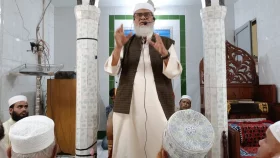জুমার নামাজে ইমামতি করলেন ধর্ম উপদেষ্টা&nbsp;