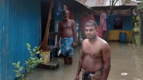 &lsquo;৩ দিন ধরে পানিবন্দি, খবর নেয়নি প্রশাসনের কেউ&rsquo;