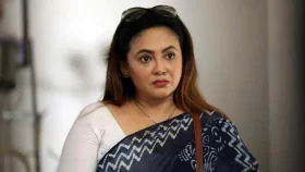 পরিচালকের বিরুদ্ধে হেনস্থার অভিযোগ শ্রীলেখার