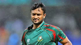 সাকিবকে দল থেকে বাদ দিয়ে দেশে ফেরাতে আইনি নোটিশ