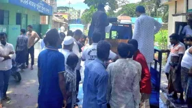 ইজিবাইক নিয়ে বাইরে বেরিয়ে বাড়ি ফিরলেন লাশ হয়ে