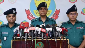 আন্দোলন দমাতে লাইসেন্সকৃত ও অবৈধ অস্ত্রের ব্যবহার হয়েছে