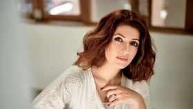 পুরুষের চেয়ে ভূতের মুখোমুখি হওয়া নারীর পক্ষে নিরাপদ: টুইঙ্কেল খান্না
