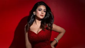 অপেক্ষায় মন্দিরা