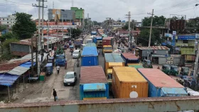 ঢাকা-চট্রগ্রাম মহাসড়কে ৯০ কিলোমিটার দীর্ঘ যানজট