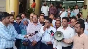 প্রাথমিকের বিতর্কিত ডিজির অপসারণে ২৪ ঘণ্টা অল্টিমেটাম