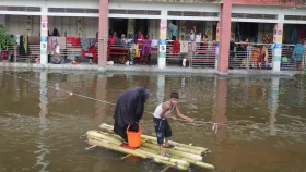 ১০ টাকার মোমবাতি ১০০, সুযোগসন্ধানীদের পোয়াবারো