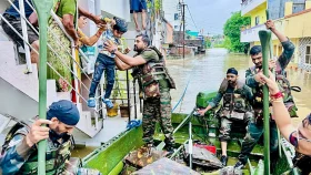 গুজরাটে প্রবল বৃষ্টিপাত ও ভয়াবহ বন্যা, চারদিনে নিহত ২৮