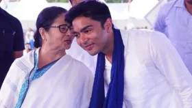 মমতার ভাতিজার নামে কোটি কোটি টাকার চাঁদাবাজি তৃণমূল নেতার!