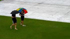 বাংলাদেশ-পাকিস্তান টেস্টের দ্বিতীয় দিনের খেলা হবে কি?
