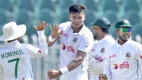 ১৪ মাস পর ফিরেই উইকেট তাসকিনের