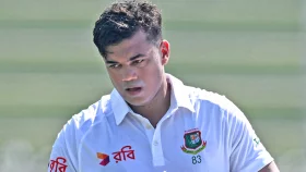 টস জিতে বোলিংয়ে বাংলাদেশ, শরিফুলের জায়গায় তাসকিন