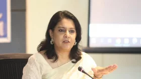 ভ্যানে লাশের স্তূপ: পুলিশ বাহিনী সংস্কার প্রসঙ্গে যা বললেন পরিবেশ উপদেষ্টা