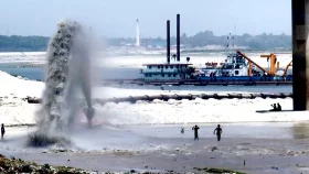 গড়াই নদী খননে অনিয়মের অভিযোগ