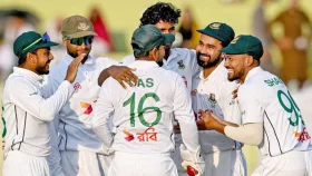 রাওয়ালপিন্ডি টেস্টের নিয়ন্ত্রণে বাংলাদেশ: মহাবিপদে পাকিস্তান