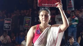 সরকারের ঘুম ভাঙবে কবে, প্রশ্ন স্বস্তিকার