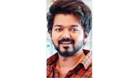 বিজয়ের পারিশ্রমিক ২৪৯ কোটি