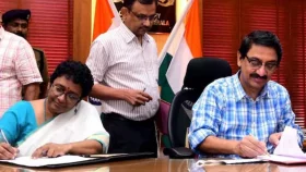 মুখ্যসচিব স্বামী নিলেন অবসর, তার পদে বসলেন স্ত্রী!