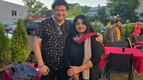 গান গাইলেন মৌসুমী, যা বললেন রবি চৌধুরী
