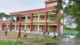 স্কুলের বরাদ্দ আত্মসাতের অভিযোগ প্রধান শিক্ষক ও সভাপতির বিরুদ্ধে&nbsp;