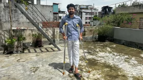 &lsquo;পায়ের হাড় ভেঙে না যাওয়া পর্যন্ত পেটানো হয় আমাকে&rsquo;