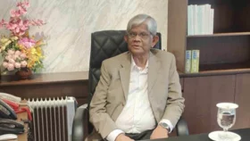 এখনই জ্বালানি তেলের মূল্যবৃদ্ধি নয়: অর্থ উপদেষ্টা