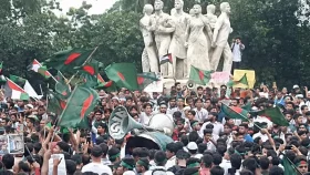 শুরু হয়েছে ছাত্র জনতার শহীদি মার্চ