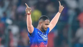 ওভারে ৫ ছক্কার হতাশা ভুলে বাংলাদেশের বিপক্ষে খেলবেন দয়াল