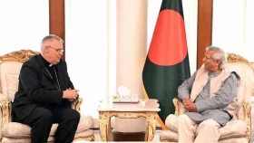 প্রধান উপদেষ্টার সঙ্গে ভ্যাটিকান রাষ্ট্রদূতের সাক্ষাৎ