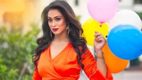 চিত্রনায়িকা পপি কোথায়?