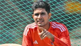 বাবরকে সরিয়ে শীর্ষে গিল