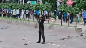 বার্ষিক পরীক্ষার নমুনা প্রশ্নে নিহত আবু সাঈদ প্রসঙ্গ