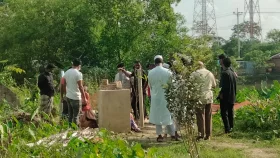 আন্দোলনে নিহত ফেনীর ৪ ছাত্রের লাশ উত্তোলন