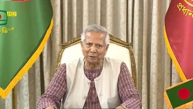 শ্রমিকদের অর্থনীতির চাকা সচল রাখতে বললেন ড. ইউনূস