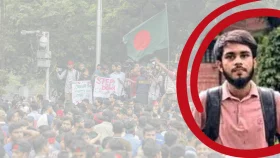 ঘর মাতিয়ে রাখা শান্তর মতোই স্তব্ধ তার পড়ার টেবিল-লেখার খাতা