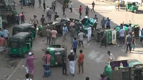 সিলেটে ব্যবসায়ী ও অটোরিকশা চালকদের সংঘর্ষ, আহত অর্ধশত&nbsp;