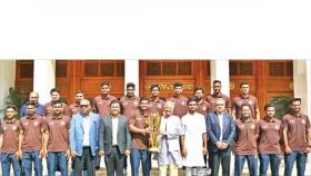 পাকিস্তান জয়ীদের সংবর্ধনা প্রধান উপদেষ্টার