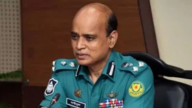 পুলিশ হত্যা ও থানা লুটপাটের ঘটনায় মামলা হবে: ডিএমপি কমিশনার