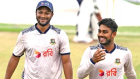 সাকিবের ভূমিকা নিতে তৈরি মিরাজ, মনে করেন হাথুরুসিংহে