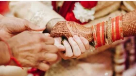 গেটে টাকা কম দেওয়ায় কনেপক্ষের সঙ্গে সংঘর্ষ, হাত ভাঙল বরের