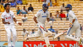 বাংলাদেশের হাসিটা কেড়ে নিলেন অশ্বিন-জাদেজা