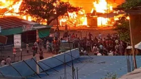 খাগড়াছড়িতে দু&rsquo;পক্ষের সংঘর্ষ, অর্ধশতাধিক দোকান পুড়ে ছাই