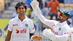 ভারতের মাটিতে ইতিহাস গড়লেন হাসান