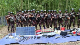 বান্দরবানে সন্ত্রাসী আস্তানা থেকে অস্ত্র-গোলাবারুদ উদ্ধার&nbsp;