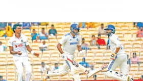 ৪ শিকার তবুও বাউন্ডারি হজমের আক্ষেপ