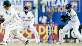 জয়ের সুবাস পাচ্ছে লঙ্কানরা, তবে রবীন্দ্র গলার কাঁটা
