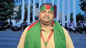 অভিনয় ছেড়ে এখন পাবনার কলেজের দারোয়ান!