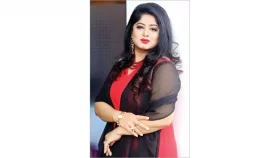 এক&nbsp;ঝলক